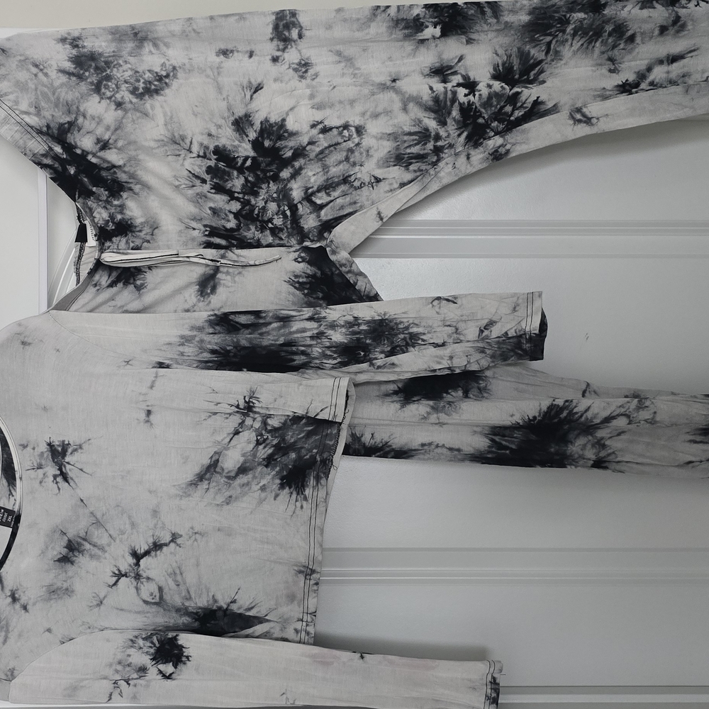 Black and Gray Tie-Dye Sweatshirt and Pants Set